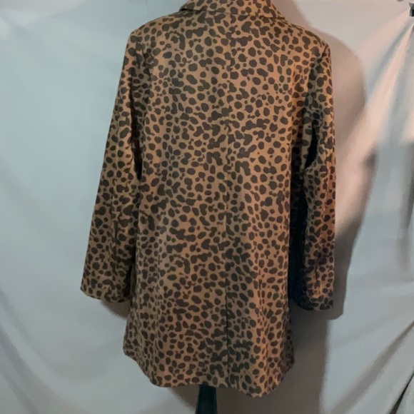 Isaac Mizrahi Animal Print Trench Coat - Picture 2 of 5